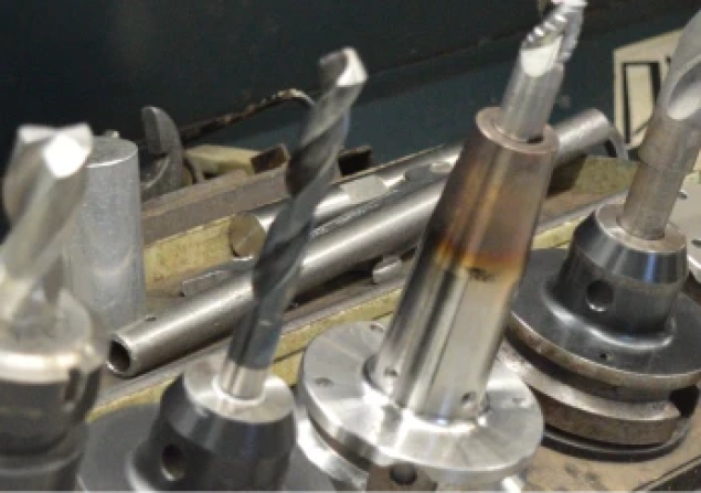 Ferramental para perfuração